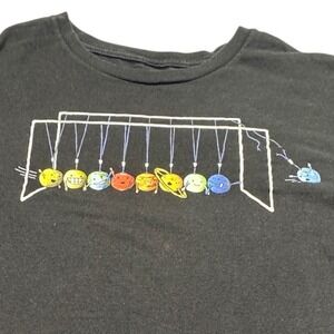 Threadless Shirt Men's Medium‎ Planet Newtons Cradle Graphic Black Science